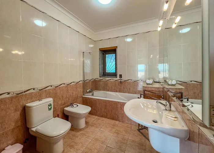 The Ocean View Виана-ду-Каштелу