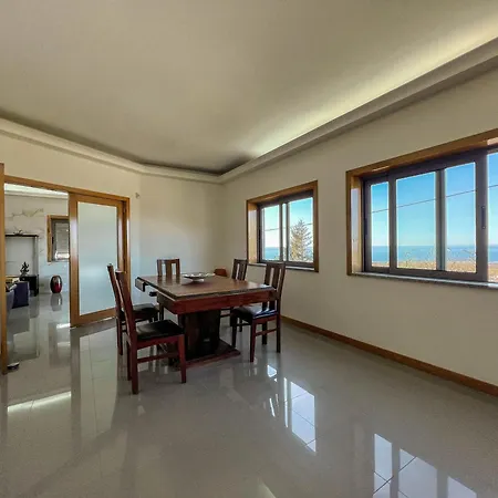 فيلة The Ocean View